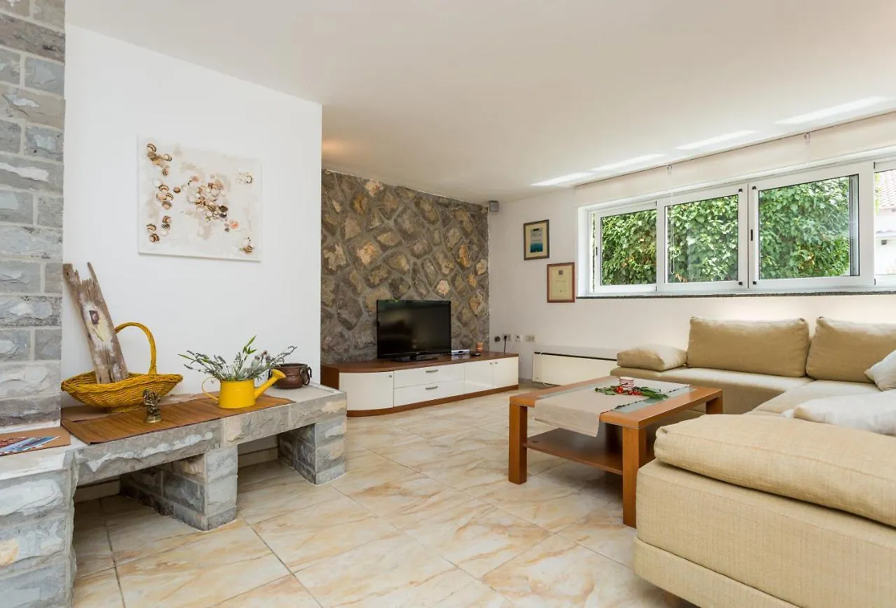Molnar Resort Apartment Sergej Brzac